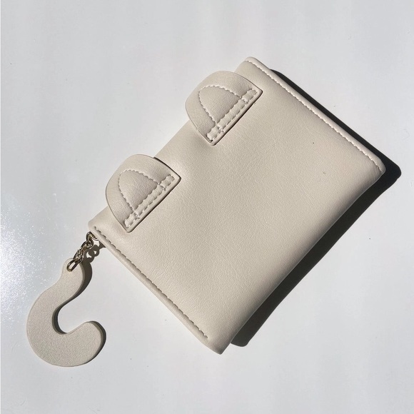 NWT ivory cat small wallet vegan leather - Picture 2 of 4